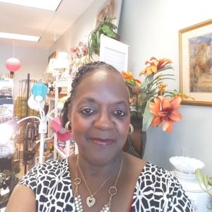 Meet your Posher, Lynn